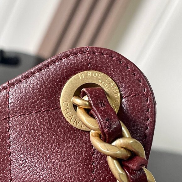 CC Deep Red Hobo Shoulder Bag with Gold Chain - Picture 5 of 8